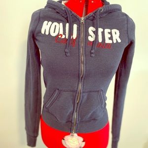 Hollister sweater